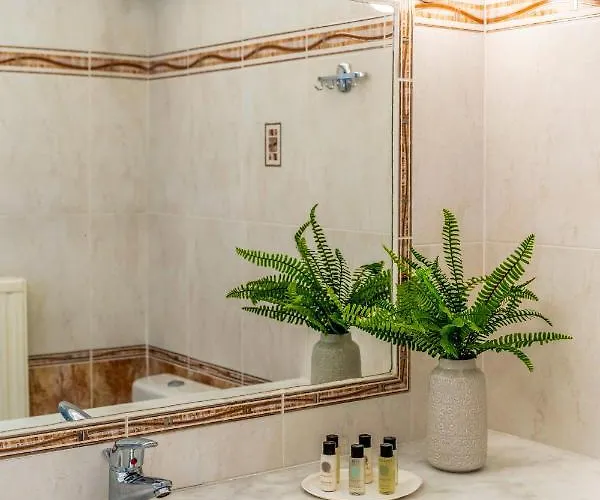 Amarie House With Sea View & Sunset View Holiday home *